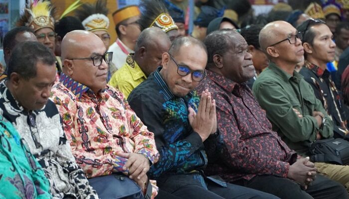 Bupati Sorong Hadir Di Pusjar SKMP LAN Makassar