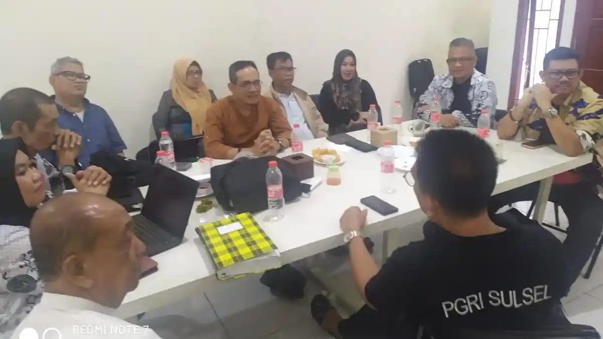 Pengurus Persatuan Guru Republik Indonesia, PGRI Sulsel prioritaskan digitalisasi keanggotaan tahun 2026 untuk penguatan sistem organisasi