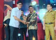 Bupati Sinjai dapat Anugerah KPID 2025 sebagai Kepala Daerah Peduli LPPL (Lembaga Penyiaran Publik Lokal).