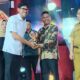 Bupati Sinjai Dapat Anugerah KPID 2025