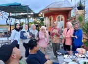 Berbagi Bahagia Di Cafe Langit