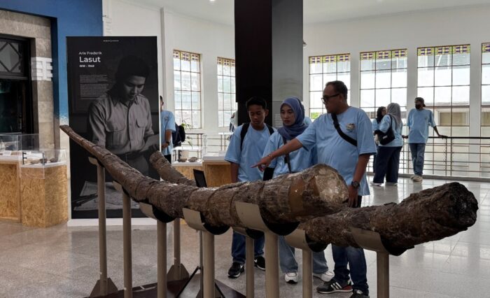 Sebanyak 473 anak karyawan FIFGROUP terima Beasiswa Ceria 2025 dari anak perusahaan PT Astra International senilai Rp693.000.000