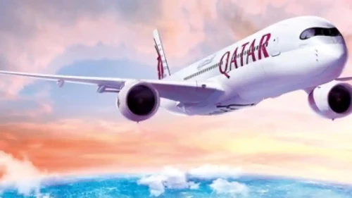 Pesawat Qatar Airways rute Doha–Denpasar mendarat di Mandai Maros, Sulawesi Selatan, Kamis (8/1/2026) karena cuaca buruk