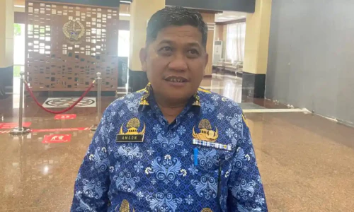 Badan Penanggulangan Bencana Daerah, BPBD Sulsel siaga puncak bencana dan mengirimkan bantuan ke daerah sebagai langkah antisipasi.