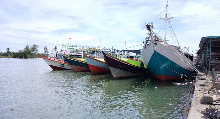 Kepala Dinas Perikanan Sinjai imbau nelayan tidak paksakan diri melaut di tengha kondisi cuaca yang kurang bersahabat