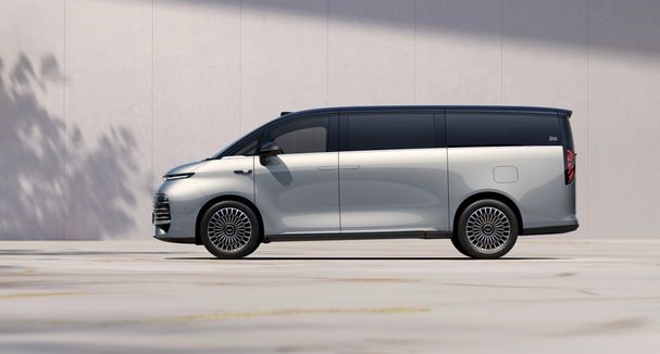Perusahaan otomotif Cina, Geely Luncurkan Galaxy V900 dan menjadi pesaing baru bagi model premium seperti Toyota Alphard