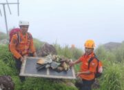 SAR temukan serpihan Pesawat ATR 42-500 di Gunung Bulusaraung, perbatasan Kabupaten Pangkep-Maros, Minggu, 18 Januari 2026