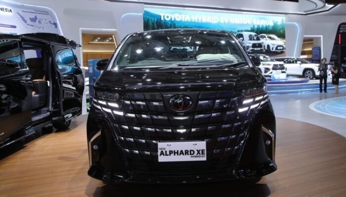 Toyota Siapkan Alphard Murah