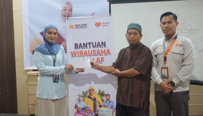 Beasiswa dan Modal Usaha untuk Mualaf Diserahkan, Tigalapan Indonesia dan Rumah Zakat Hadirkan Harapan Baru di Makassar
