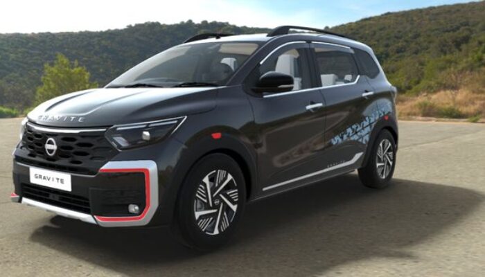 Nissan Gravite Meluncur