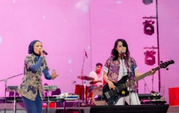 Band pop Billkiss rilis Layar Hati, karya terbaru yang mengangkat kisah cinta yang berawal dari layar handphone menjadi cinta nyata