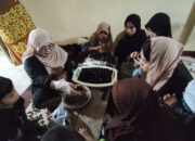 Suasana puasa Ramadan ke 18 yang diguyur hujan deras disertai angin kencang tidak menyurutkan semangat belajar anak-anak di Kampus Lorong K-Apel