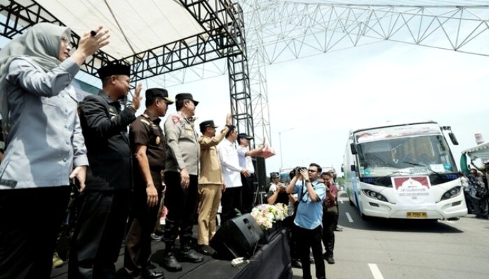 35 Bus dan Truk Mengangkut Peserta Mudik Gratis Pemprov Sulsel