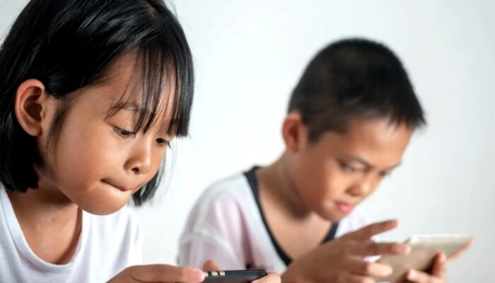 Larangan Medsos untuk Anak Mulai Berlaku, 8 Platform dari Youtube Hingga Tiktok