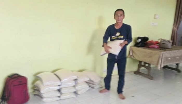 Paskas Sinjai Peduli Santri