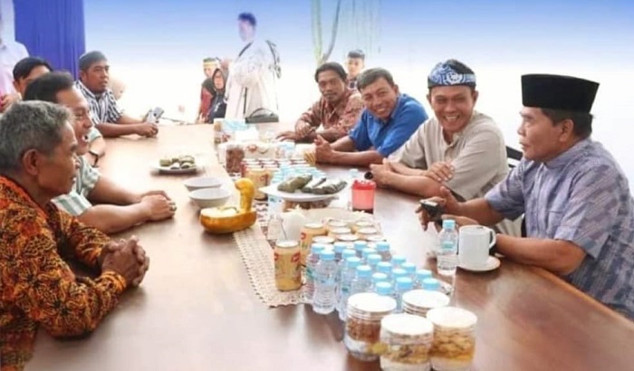 Gubernur Kaltara open house di Tarakan, Minggu, 22 Maret 2026, menyapa langsung warga setempat dalam rangkaian Lebaran Idulfitri 1447 H