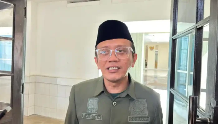 Legislator Soroti Aktivitas Truk Dalam Kota