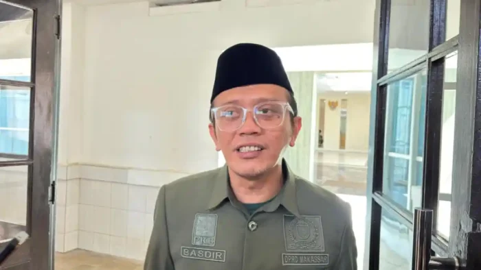 Legislator DPRD Makassar, soroti aktivitas truk dalam kota di luar jam operasional yang sudah ditetapkan melalui Perwali