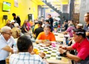 Ratusan Alumni SMANSA 82 Makassar Uji Kemampuan Main Domino