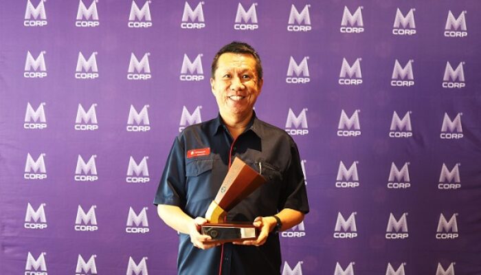 FIFASTRA Raih Silver WOW Brand 2026 Kategori Motorcycle Leasing