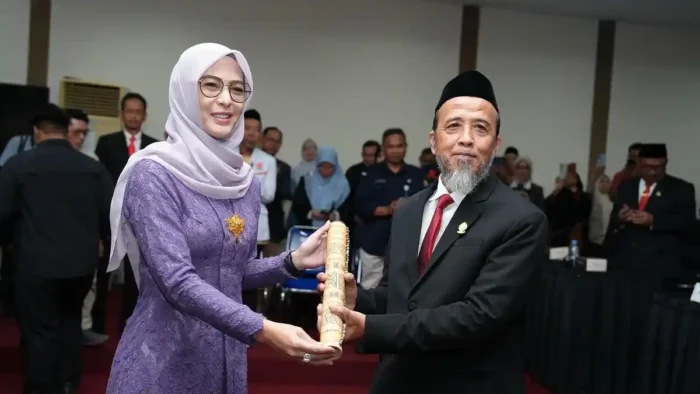 Setelah menunggu sekira lima bulan, politisi PKS Sulawesi Selatan, Haris Abdurrahman resmi jadi Anggota DPRD Sulsel