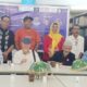 Tiga narasumber tampil semeja sebagai pemateri dalam Bincang Literasi KKN (Korupsi, Kolusi, dan Nepotisme) di Perpustakaan Terpadu Emmy Saelan Poltekkes Kemenkes Kampus Tidung Makassar, Jumat, 13 Februari 2026 siang