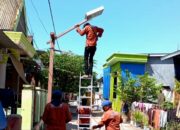 Pemkot Makassar Mulai Memasang Lampu Jalan Tenaga Surya di Pulau-Pulau