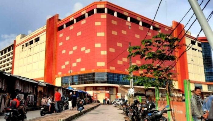 Pemkot Makassar Rencana Merevitalisasi Pasar Sentral Seperti Blok M