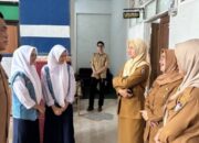 Tim Irjen Kemendikdasmen monitoring pelaksanaan TKA (Tes Kemampuan Akademik ) di SMPN 6 Makassar, Senin (6/4/2026).