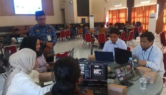 Gedung Guru Jadi Posko Tim Penyelia TKA Di Sulsel