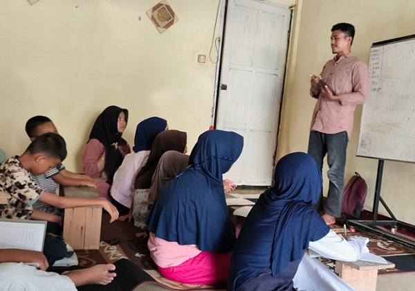 Anak-anak binaan K-Apel mulai pembelajaran pascalebaran Idulfitri 1447 Hijriah. Kegiatan awal itu berlangsung, Minggu (5/4/2026).