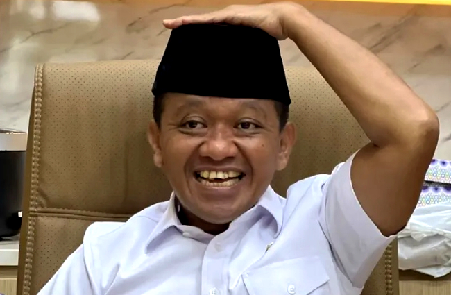 Penasaran, Bahlil Mau Bertemu Pencipta Lagu ''Mas Bahlil Ganteng" untuk mengundang pencipta lagu itu untuk bertemu langsung