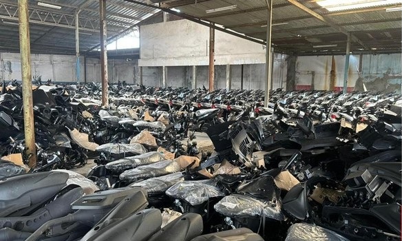 Polda Metro Jaya gerebek gudang motor ilegal yang suduh ekspor 99.000 unit kendaraan, sejak tahun 2022.