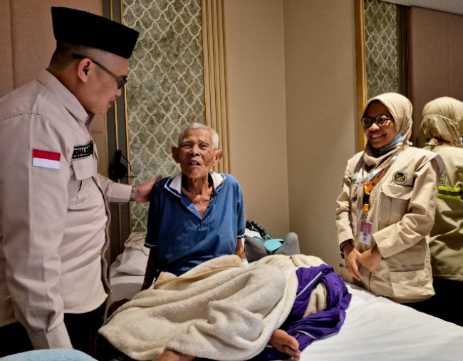 50 Tahun Menabung, Mbah Mardi Naik Haji di Usia 103 Tahun, Ini Resepnya, selain menabung juga menjual tiga ekor sapi
