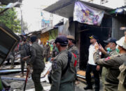 Penertiban Berlanjut, Pemkot Makassar Bongkar 16 Lapak PKL di Tabaringan Kecamatan Ujung Tanah pada Rabu (13/5/2026)