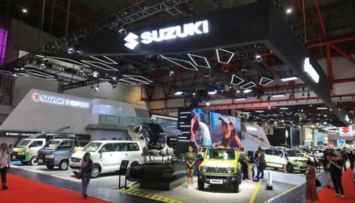 Penjualan Mobil Nasional Merosot