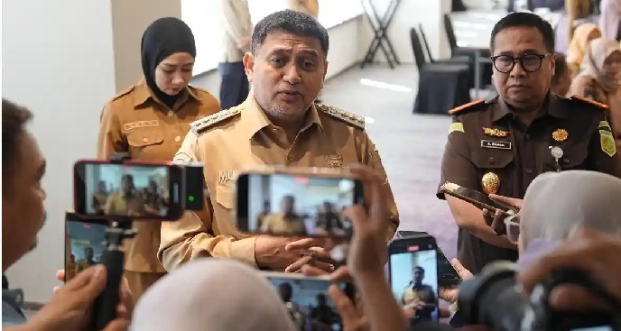 Wali Kota Makassar gandeng Kejari Makassar gusut dugaan jual beli jabatan kepsek (kepala sekolah) yang menjadi sorotan publik