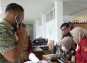 Tim Pidana Khusus Kejaksaan Tinggi atau Pidsus Kejati Sulsel geledah kantor Bidang SMA Disdik Sulawesi Selatan