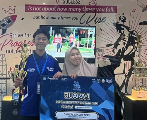 Murid SMKN 1 Pangkep, Fachri, raih juara pertama Digital Marketing Lomba Kompetensi Siswa SMK se Sulawesi Selatan, pekan lalu