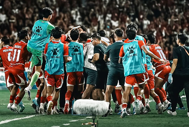 Penalti di Injury Time Bawa Indonesia ke Semifinal Piala AFF U-19 setelah mengalahkan vietnam dengan skor 2-1
