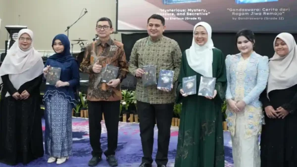 Wali Kota Makassar Munafri Arifuddin pastikan semua anak usia sekolah tertampung dan mendapatkan akses pendidikan yang layak pada SPMB 2026.
