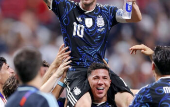 Comeback Dramatis, Argentina ke Final setelah tertinggal 0-1 atas Inggris, Argentina comeback menang 2-1 dan ke final Piala Dunia 2026