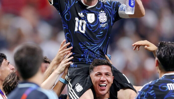 Comeback Dramatis, Argentina ke Final