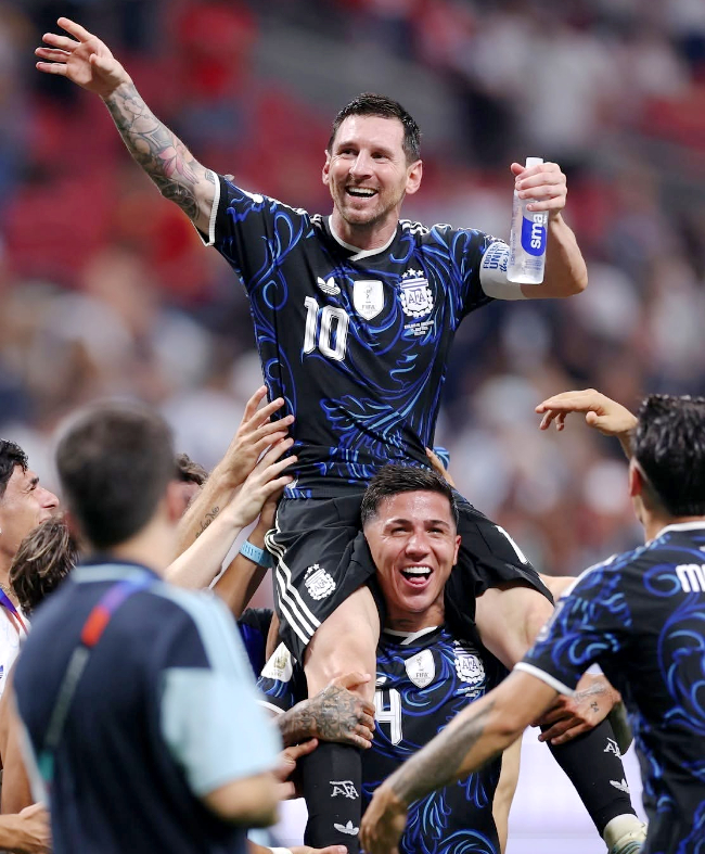 Comeback Dramatis, Argentina ke Final setelah tertinggal 0-1 atas Inggris, Argentina comeback menang 2-1 dan ke final Piala Dunia 2026