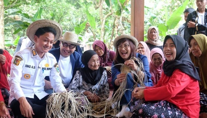 FIFGROUP Perkuat Pemberdayaan Masyarakat Melalui Desa Sejahtera Astra