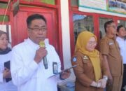 Kepala Balai Besar Guru dan Tenaga Kependidikan, BBGTK Sulsel Dr Arman Agung MPd membuka MPLS di SDN Lae-Lae 1 Makassar