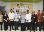 Komisi X DPR RI janji akan memberi bantuan revitalisasi SDN 111 Inpres Polejiwa Maros dan SMPN 2 Kecamatan Lau Maros