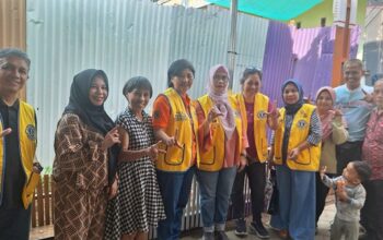 Lions Club Makassar Jeneberang hadirkan Lorong Sayur Organik di Mariso melalui Program Bakti Sosial (Baksos) Environment