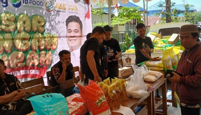Warga Sinjai Serbu Sembako Murah Ada Beras Kemasan 5 Kilogram Seharga Rp57.000