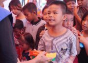 Sejak Selasa, 4 Agustus 2026, DT Peduli bagi 340 paket makanan per hari di lokasi kebakaran Tallo, Makassar.